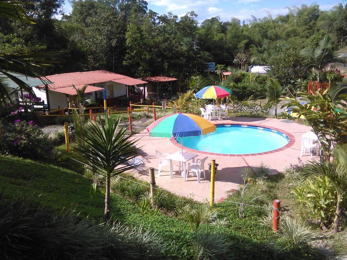 Casa Campestre Terrazas Del Palmar Hotel Montenegro Exterior photo