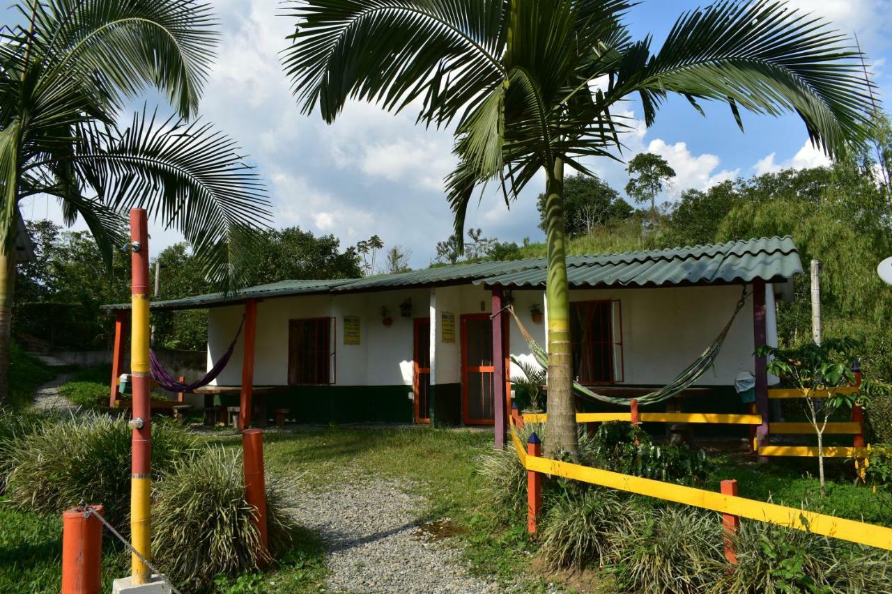 Casa Campestre Terrazas Del Palmar Hotel Montenegro Exterior photo